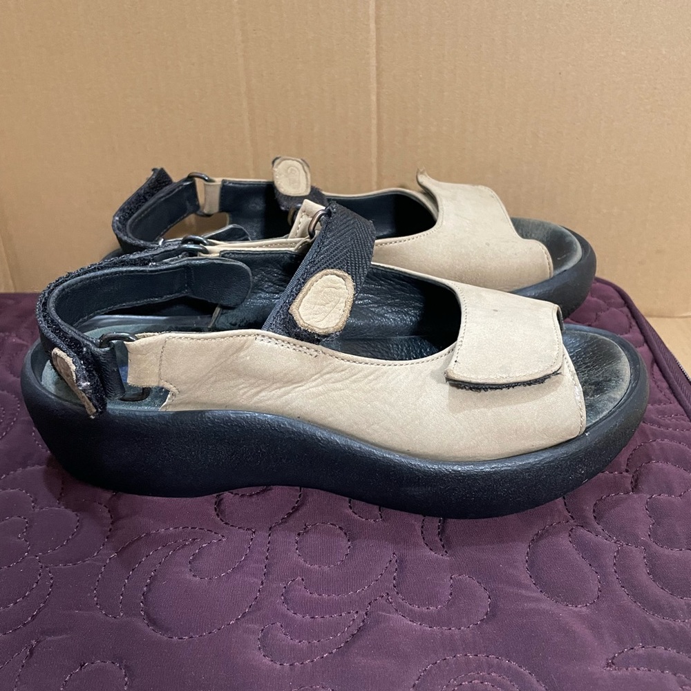 Wolky sandal jewel womens bronze leather comfort size 6.5